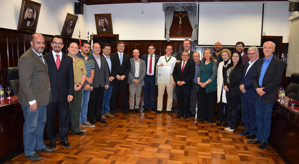 Câmara entrega Medalha e Diploma Imperatriz Leopoldina