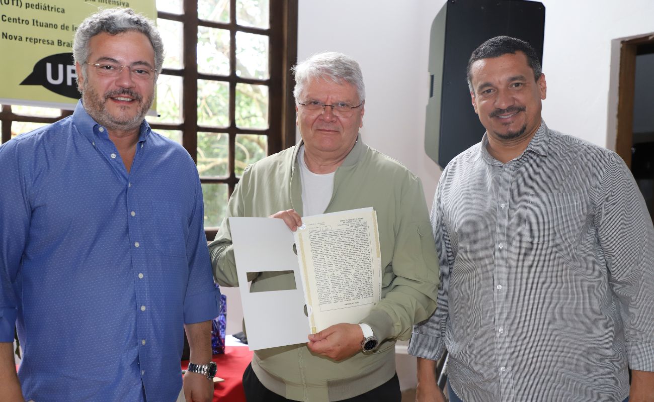 Títulos de Regularização Fundiária são entregues a Beneficiários do Loteamento San Raphael