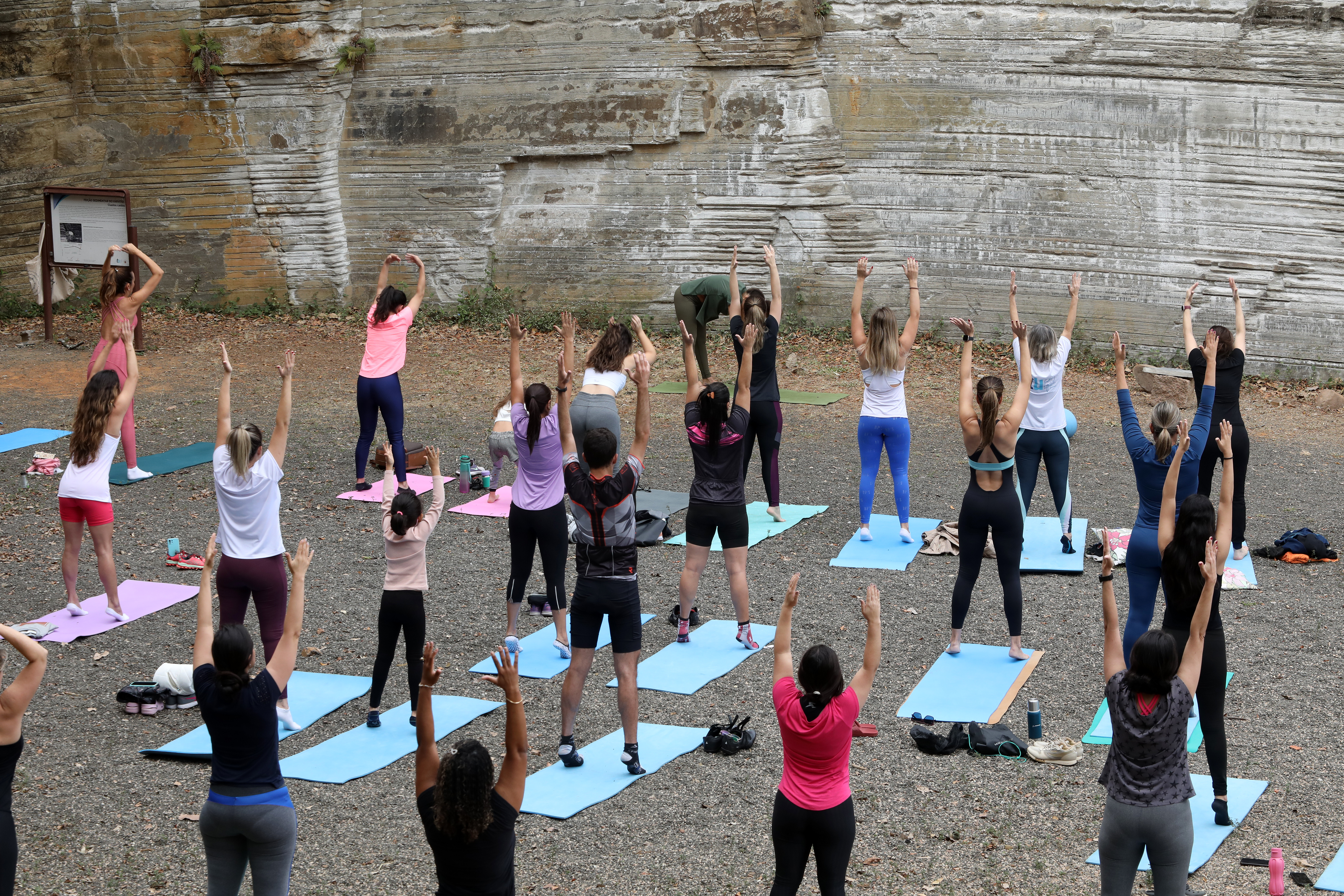 Yoga Livre ocorre no Parque do Varvito neste domingo