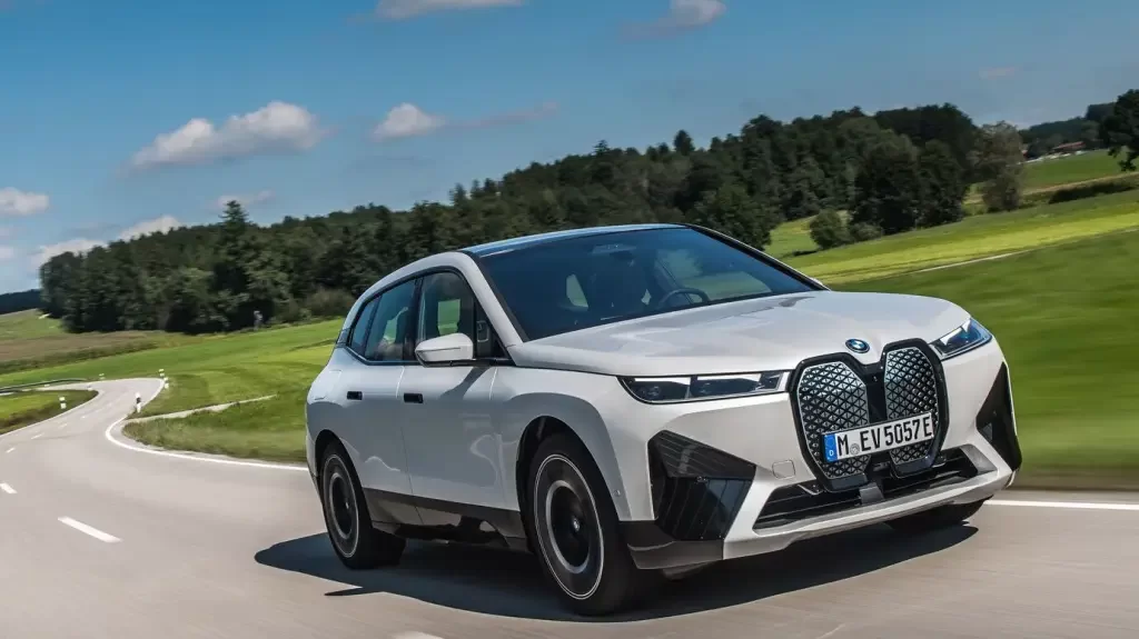 Avanço de IA e carros elétricos desafia fornecimento de energia global