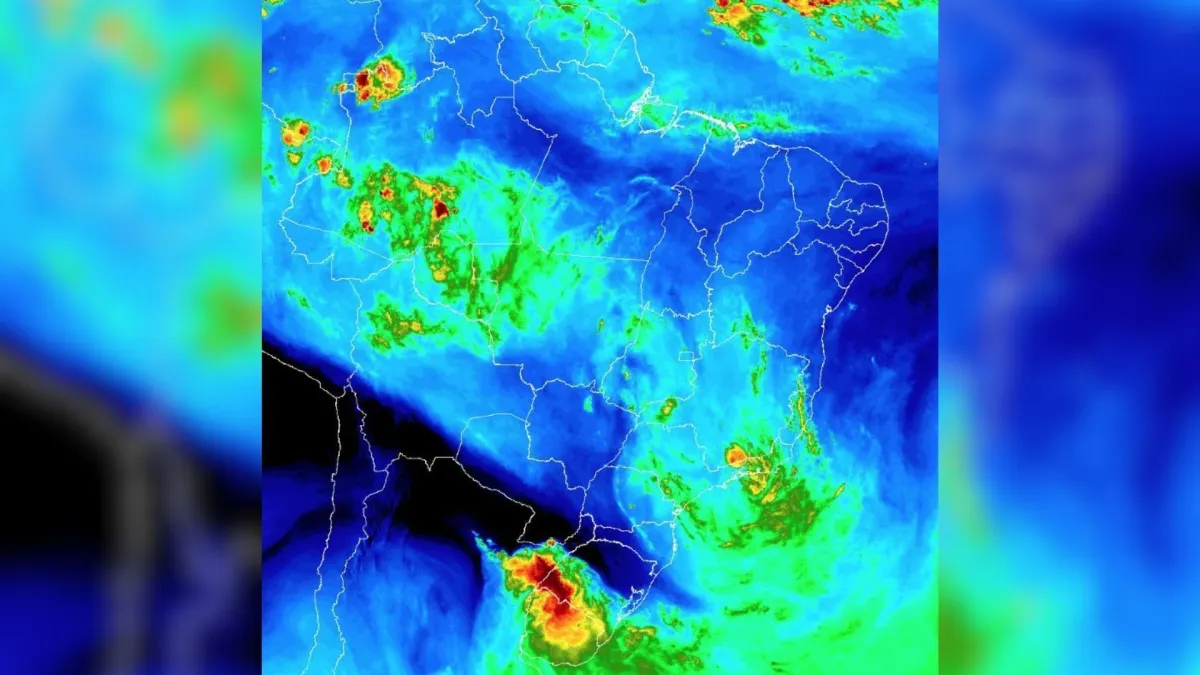 Ciclone se aproxima do Sul do Brasil; Inmet emite alerta de perigo