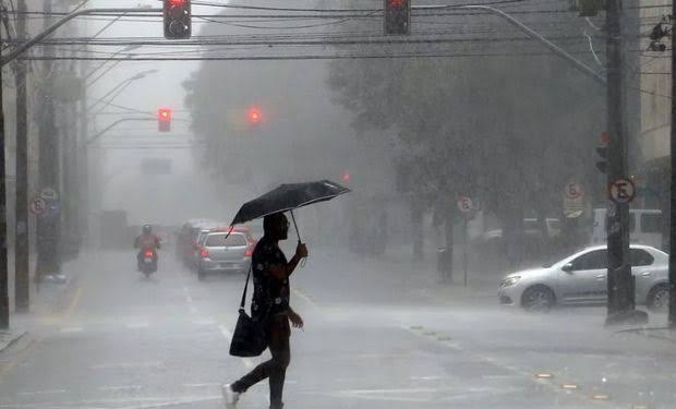 Temporais continuam em boa parte do Brasil esta semana; veja previsão