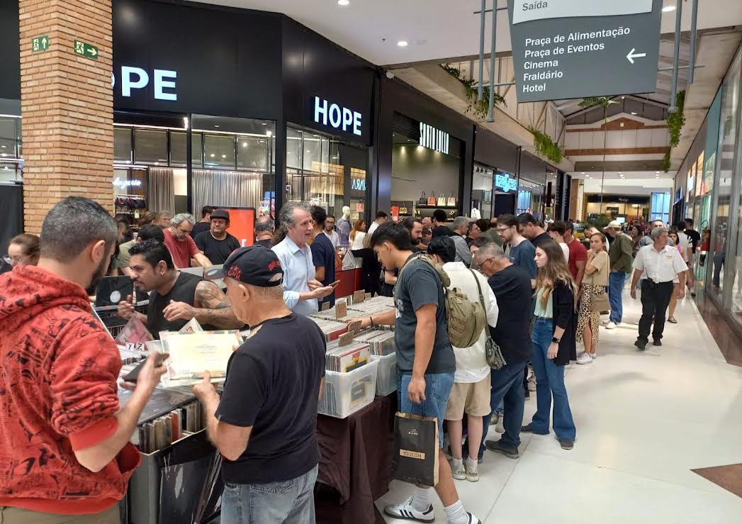 Plaza Shopping Itu recebe Feira de Discos no domingo