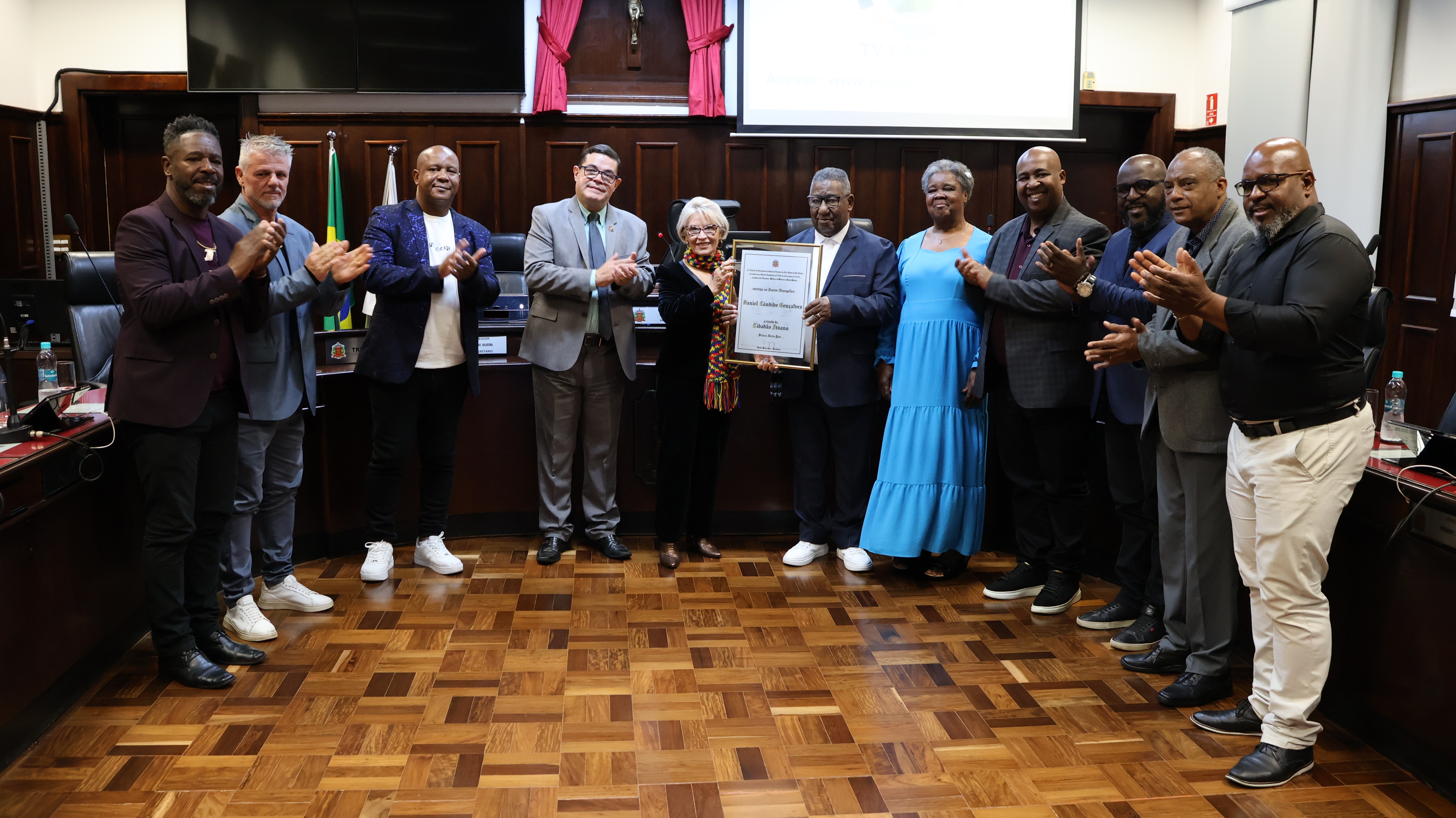 Pastor Daniel Cândido Gonçalves recebe Título de Cidadania Ituana em cerimônia na Câmara