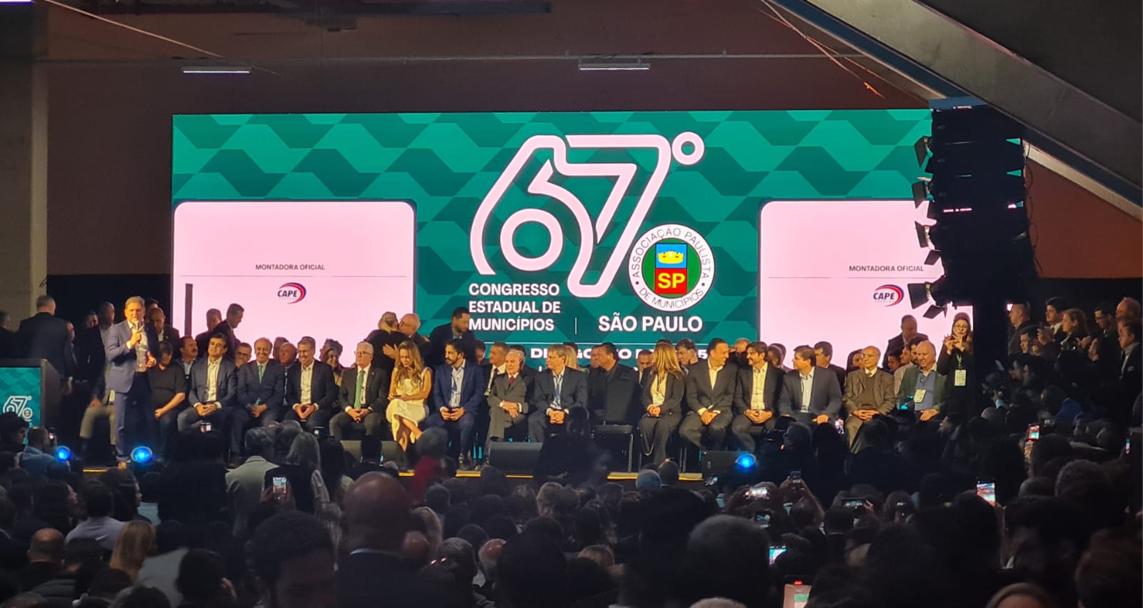 Itu participa da abertura do 67º Congresso Estadual de Municípios em São Paulo