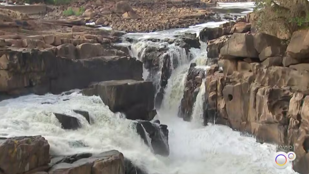 Estiagem | Vazão do Rio Tietê em Salto cai 80% e aumenta poluição