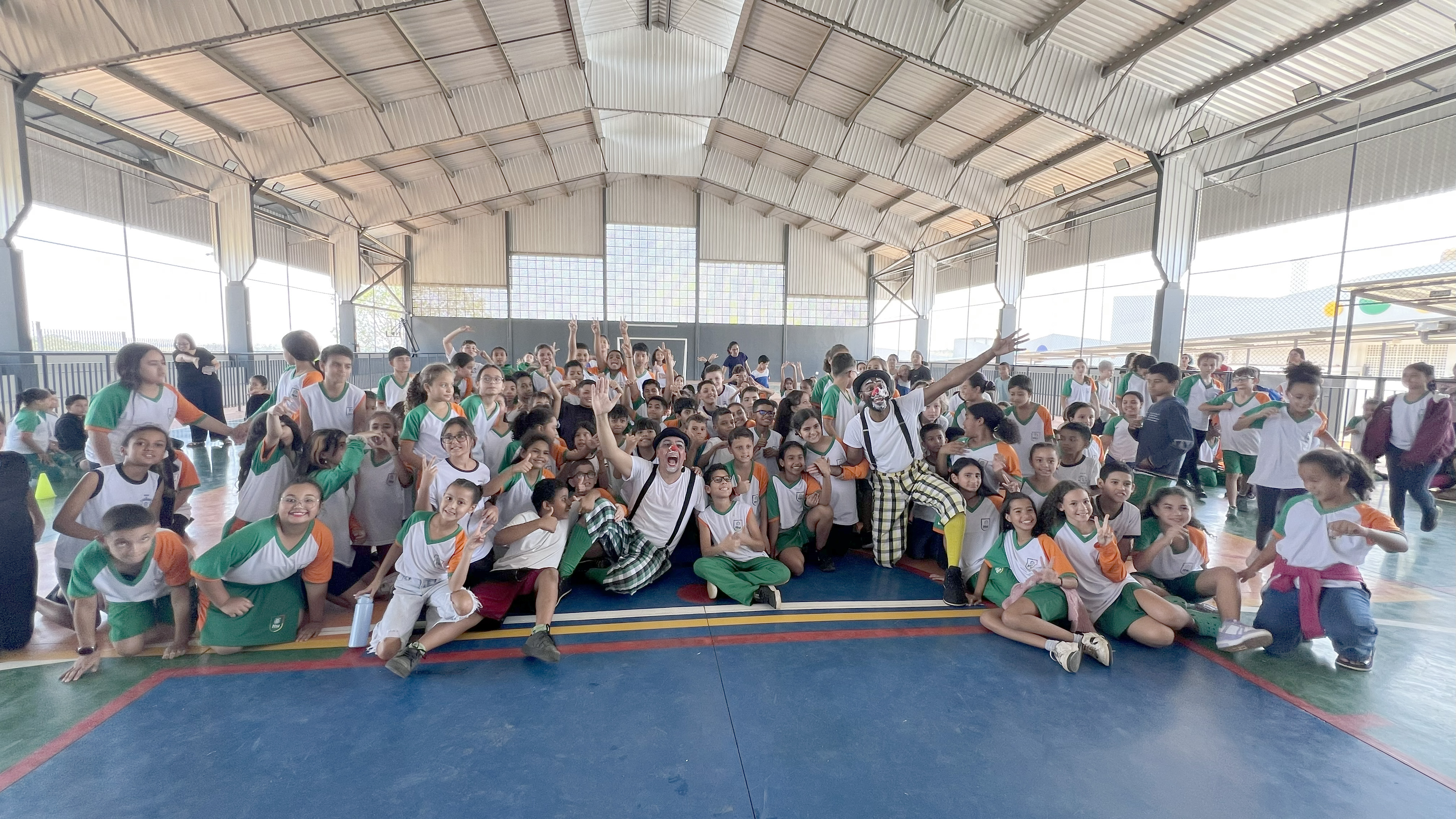 Grupo NósMesmos leva teatro e promove formação artística em escola municipal de Itu