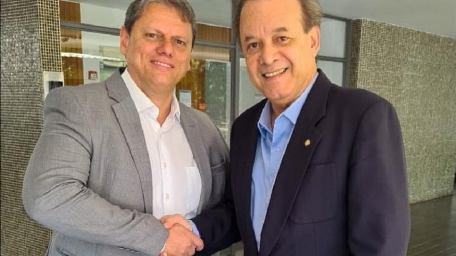 Secretário de Saúde do Estado participa de reunião extraordinária em Itu