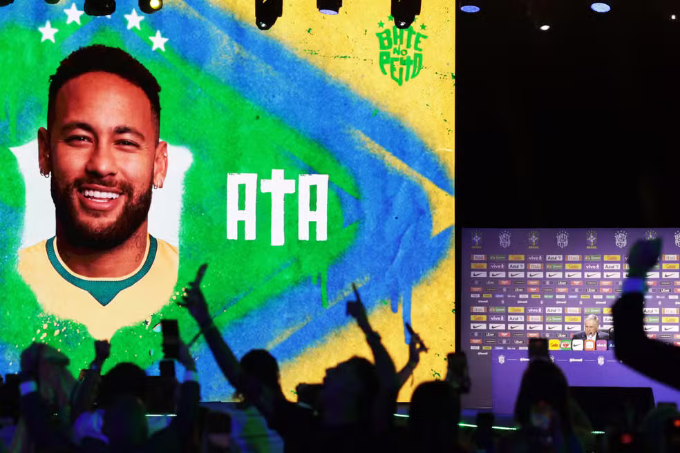 Panini atualizará álbum da Copa após convocação da Seleção Brasileira; veja quem entra e quem deve sair da coleção