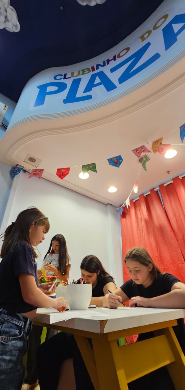 Clubinho do Plaza estreia com oficinas temáticas de arraial durante as férias escolares