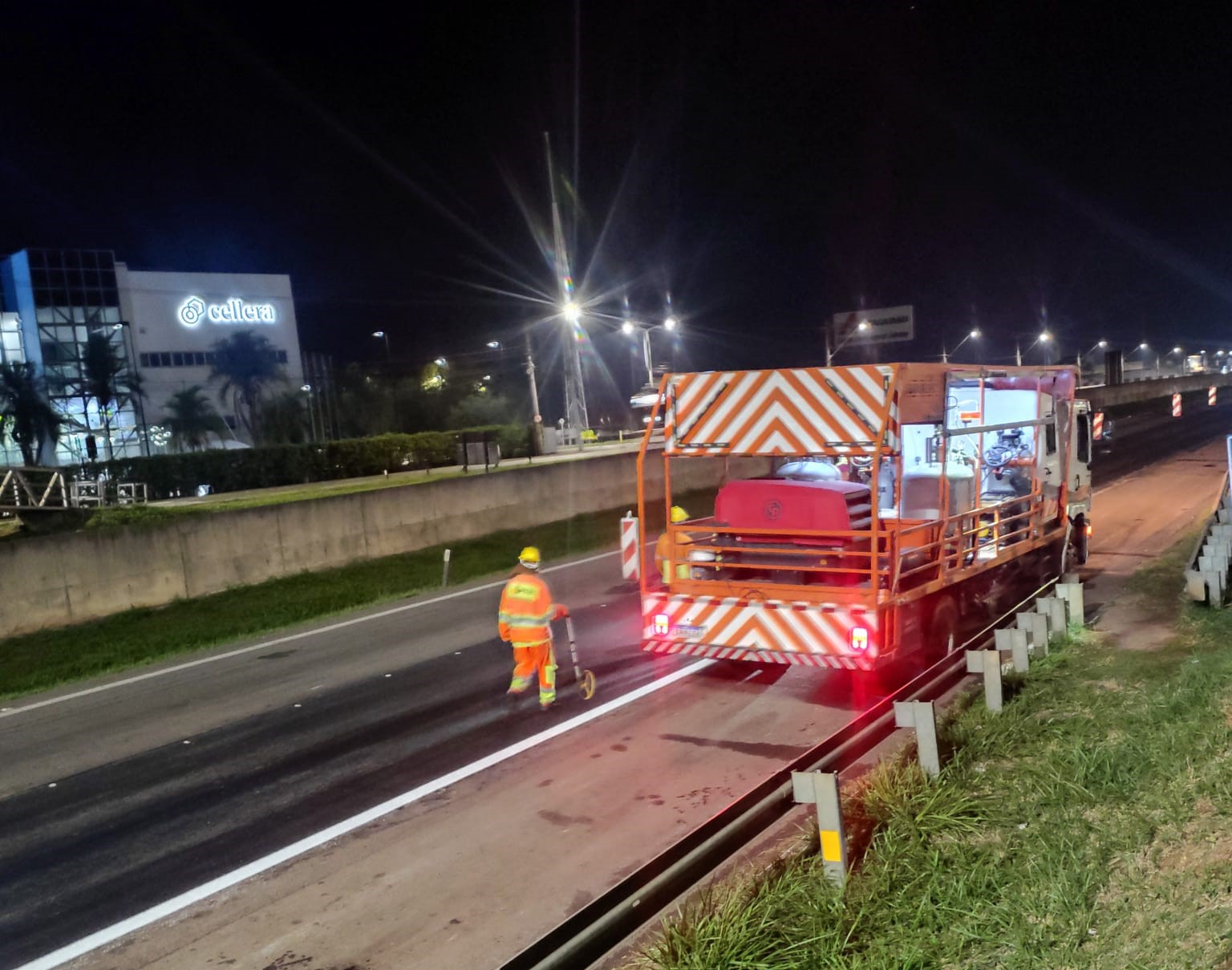 Via Colinas inicia recapeamento de toda a Rodovia SP-75