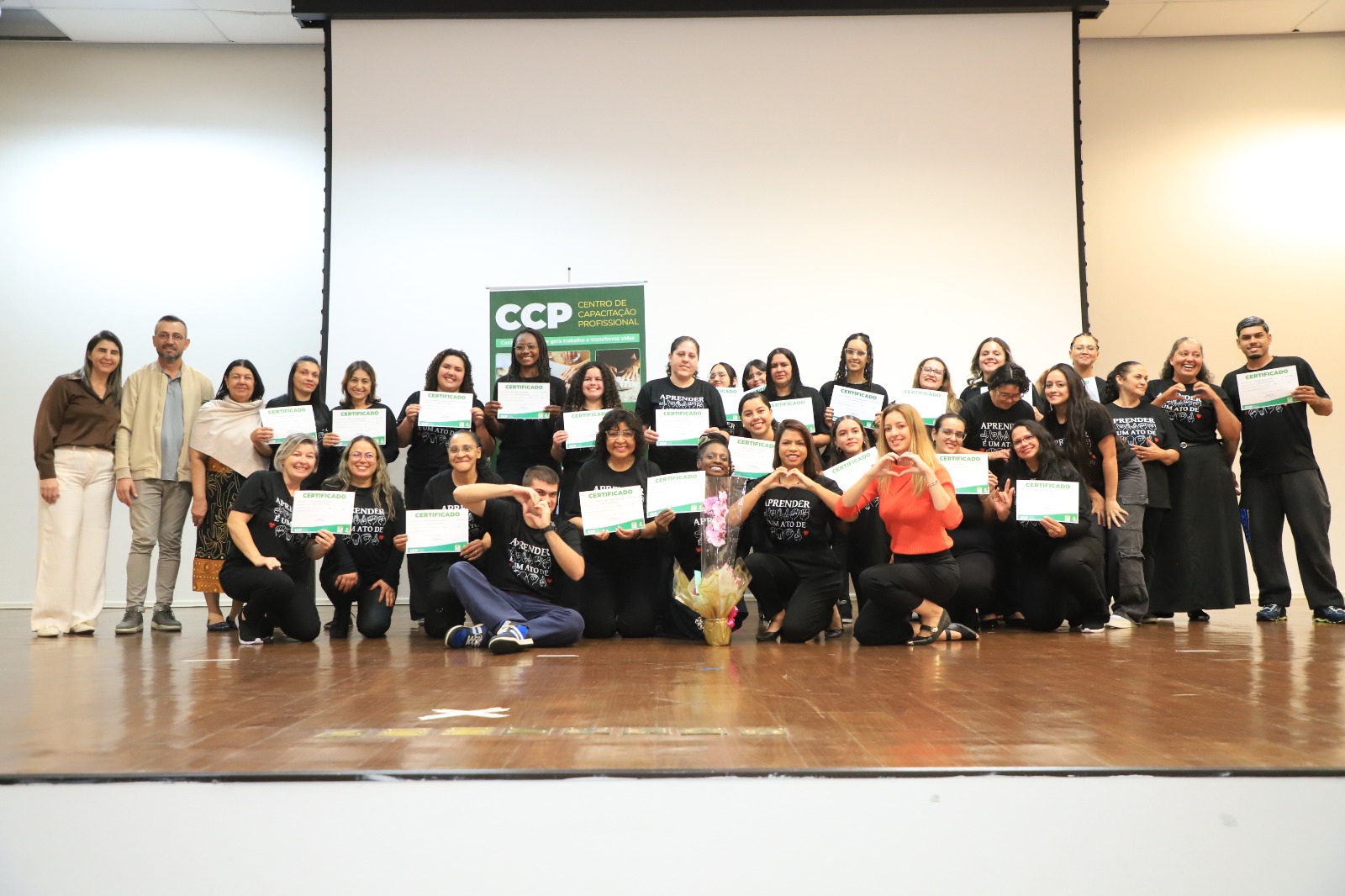 Centro de Capacitação Profissional realiza solenidade de formatura