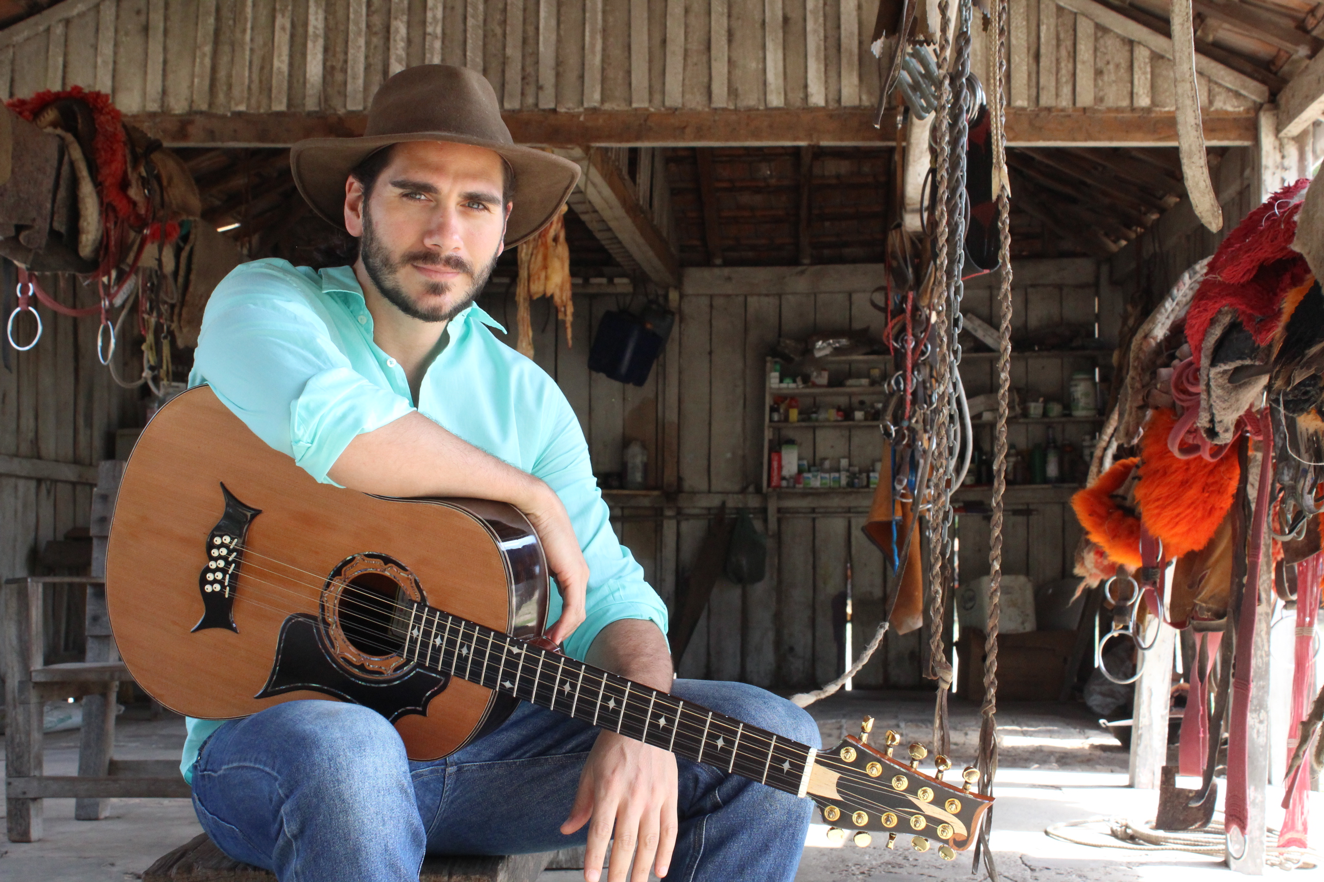 Gabriel Sater estreia turnê “25 Anos de Música” no Festival Multicultural de Sorocaba