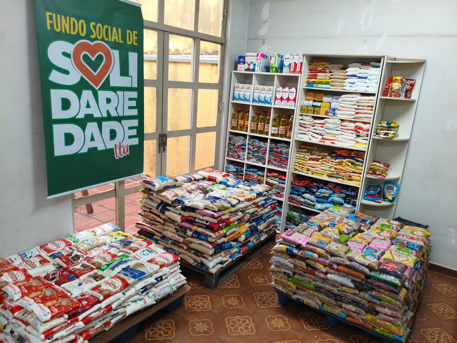 Funssol recebe alimentos arrecadados durante o Sou + Agro