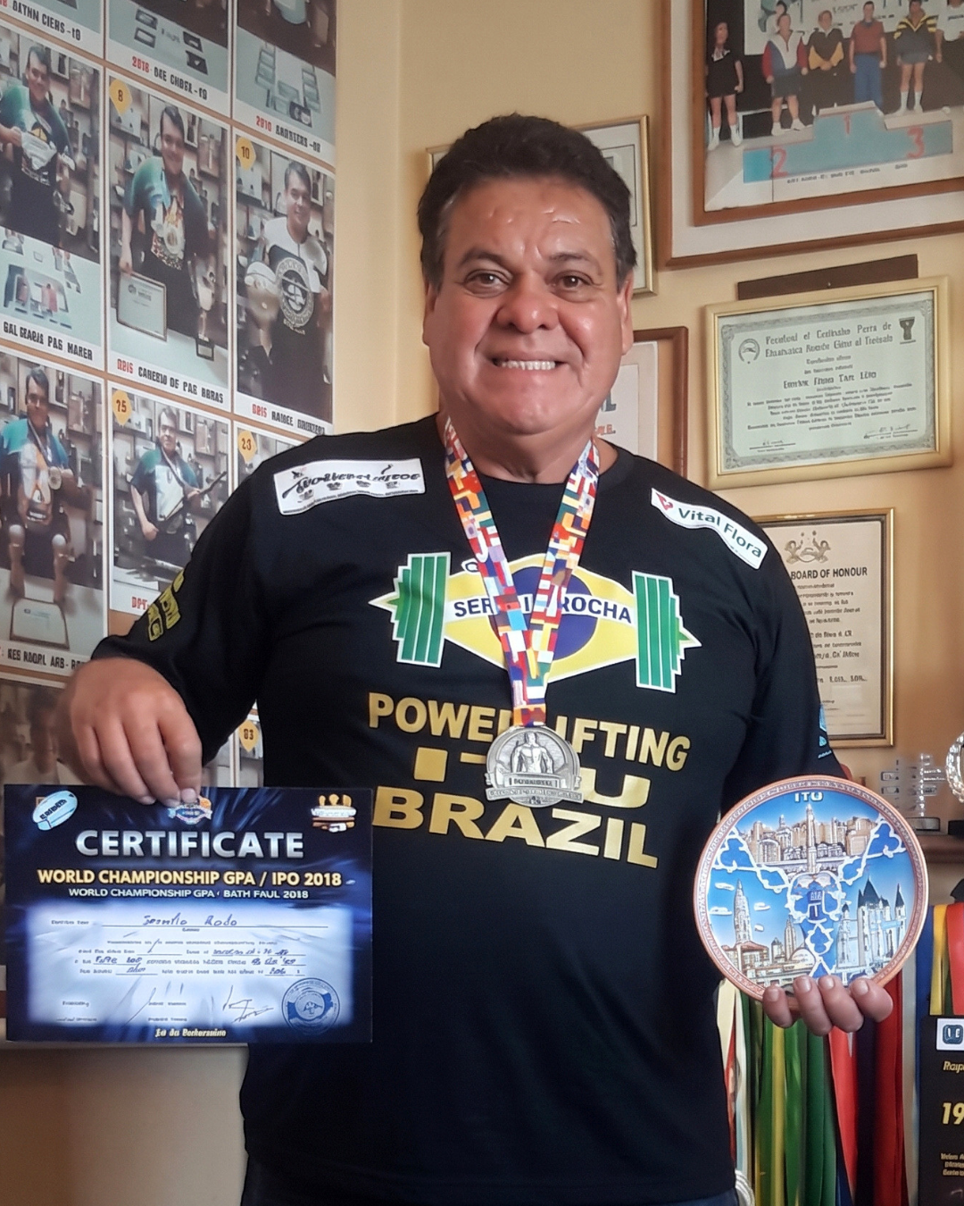 Atleta ituano Serafim Rocha conquista 23º título mundial de powerlifting na Polônia